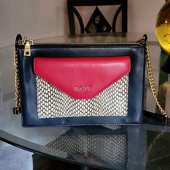 DKNY Alexa Top Zip Crossbody - Picture 13 of 16